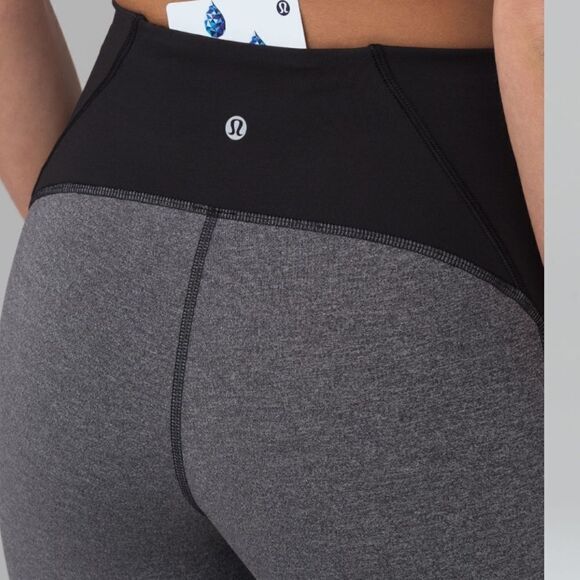 LULULEMON Train Times Crop 17" Heathered Black Size 8 - Picture 8 of 14